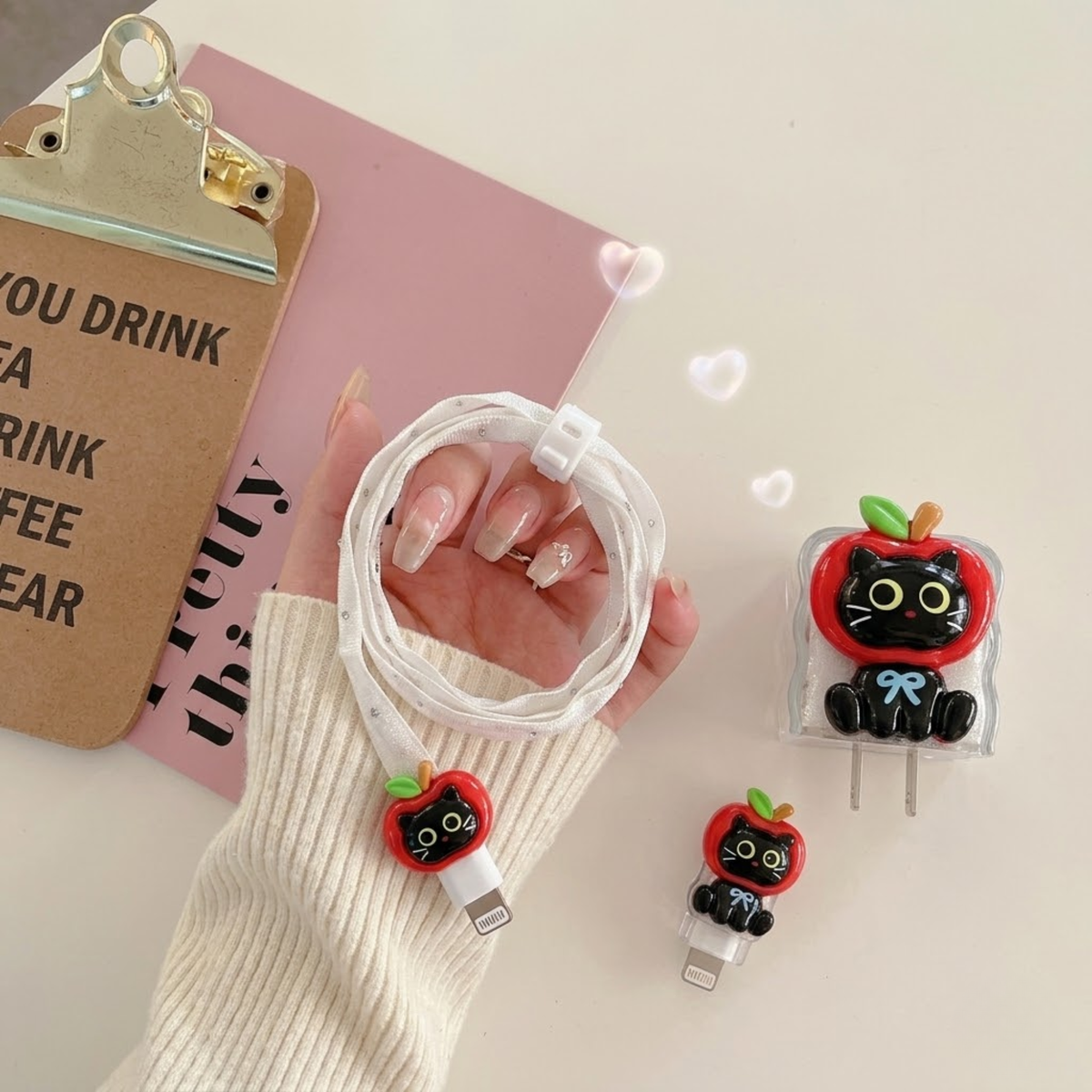 3D Apple Kitty Edition – iPhone Charger Cover (With Wire Protector)