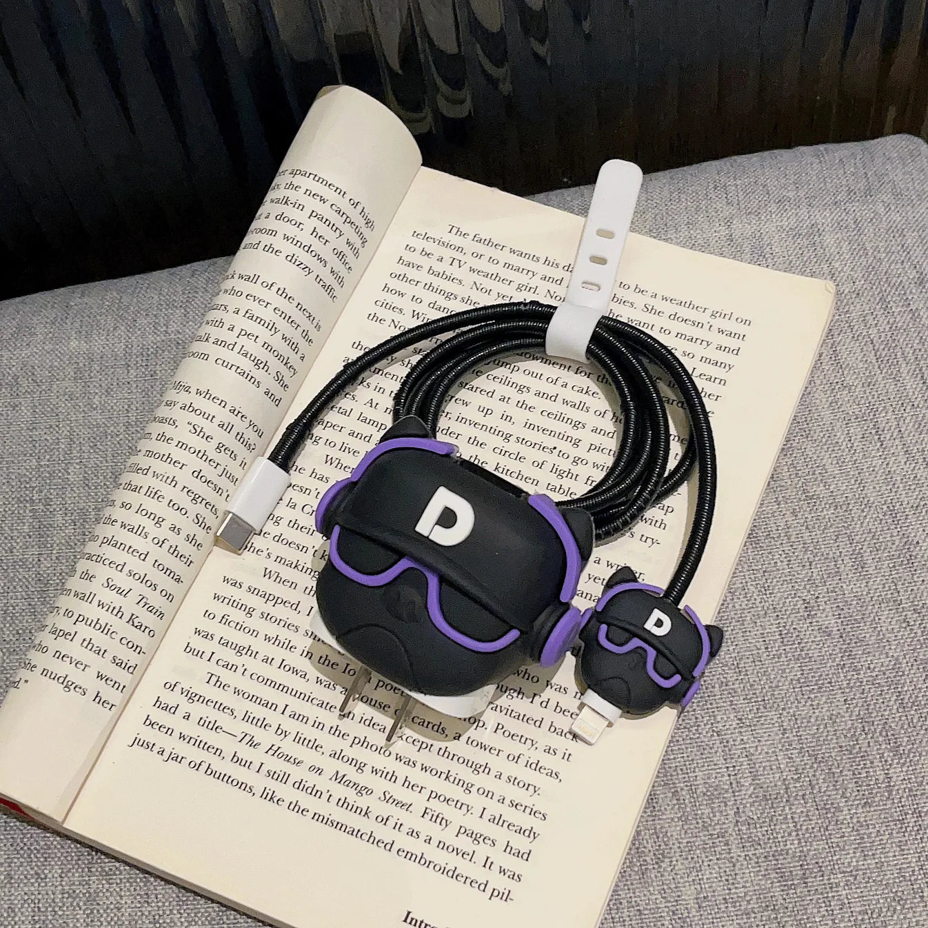 Trendy Dog Edition – iPhone Charger Cover (With Wire Protector)